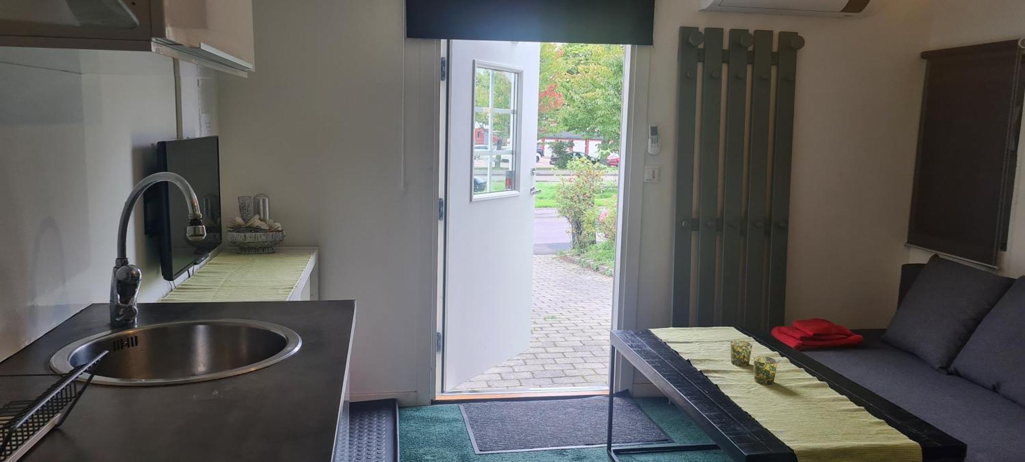 Apartment Laegenhet Naera Centrum *